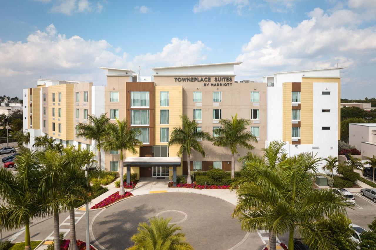 Towneplace Suites Miami Kendall West Exterior photo